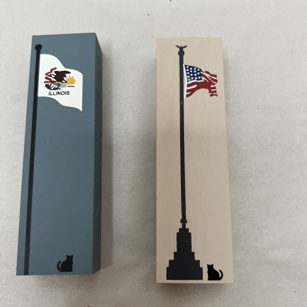 The Cat's Meow USA Flag And Illinois State Flag Vtg Patriotic 1999 Set of 2